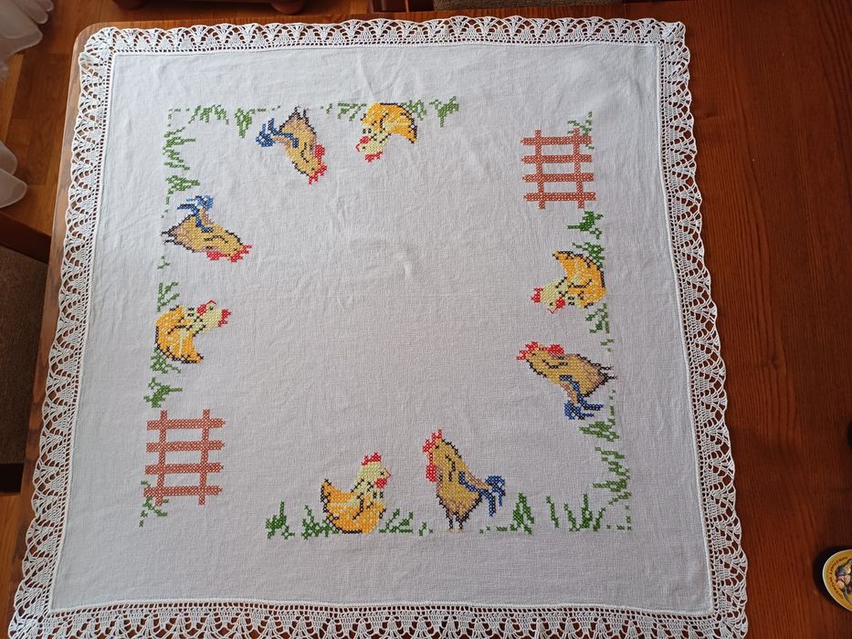 Obrus świąteczny,haft krzyżykowy