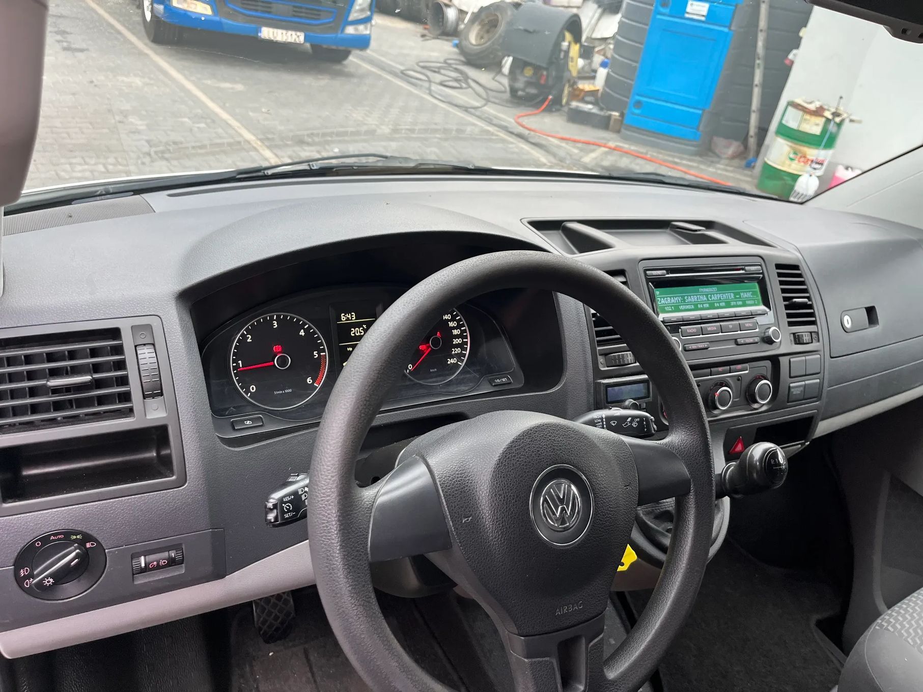 Volkswagen Transporter  Volkswagen T5 Transporter  Lift 140KM 6 manual Faktura Vat23%