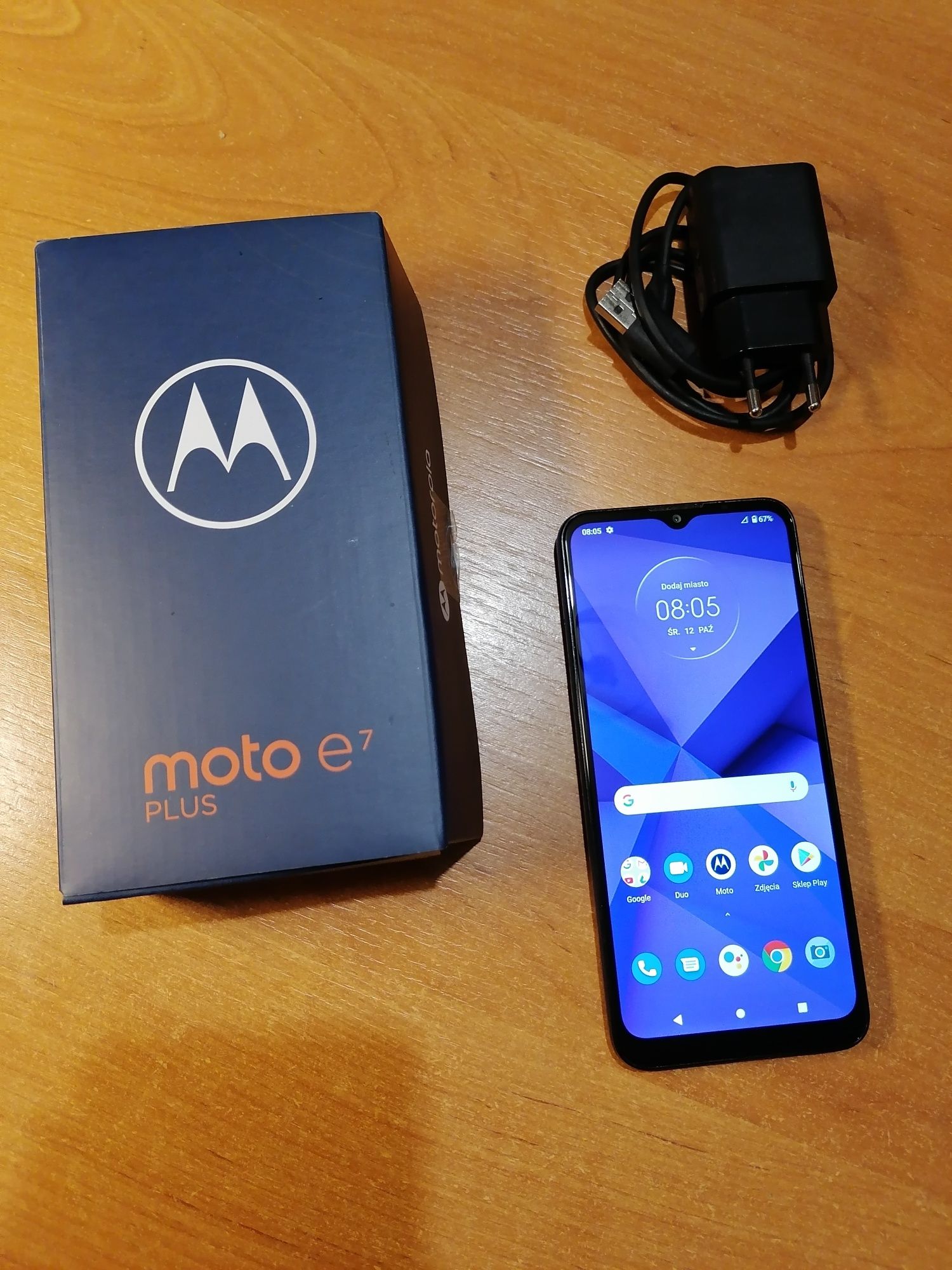 Motorola e7 Plus - Smartfon z Pamięcią 64GB/4GB