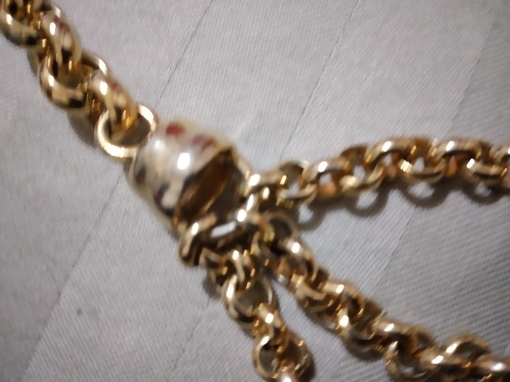 Colar marca Crisden