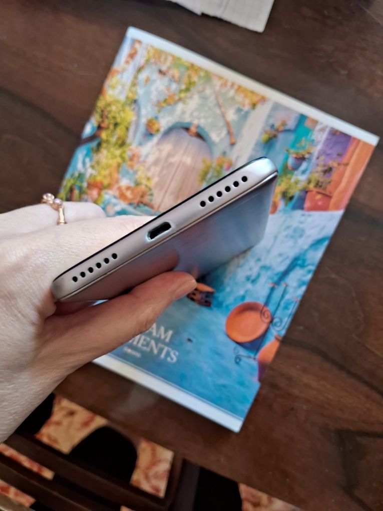 Xiaomi Redmi Note 5A на 2 sim карти