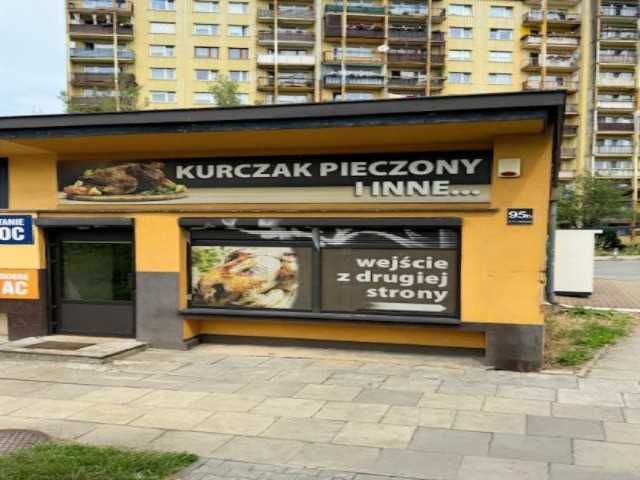Lokal 60 m2 do wynajęcia w ciągu handlowym na Gołębiowie