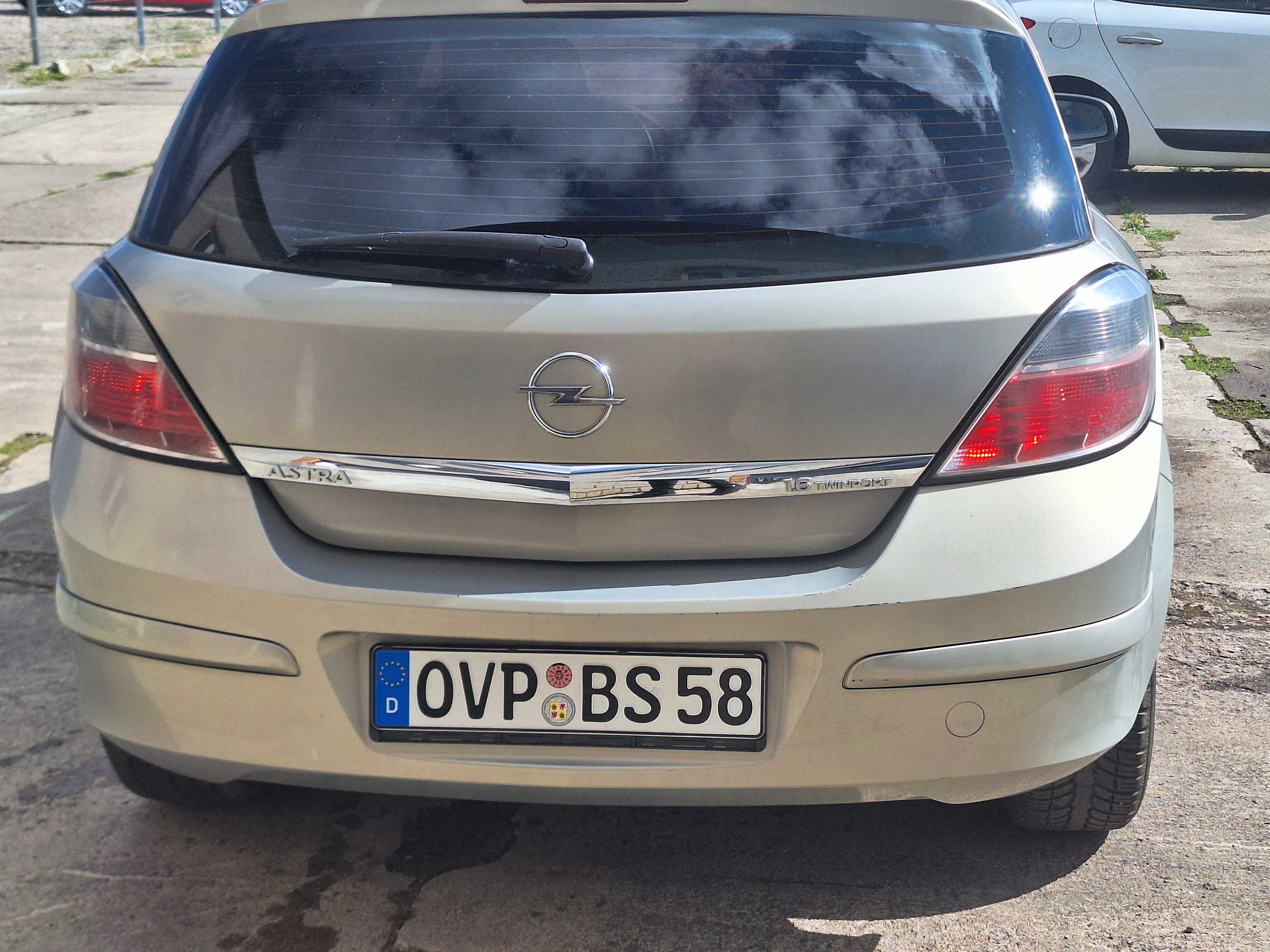 Opel Astra 3 z Niemiec 1.,6benzyna 5drzwi  przeb.130tys.km