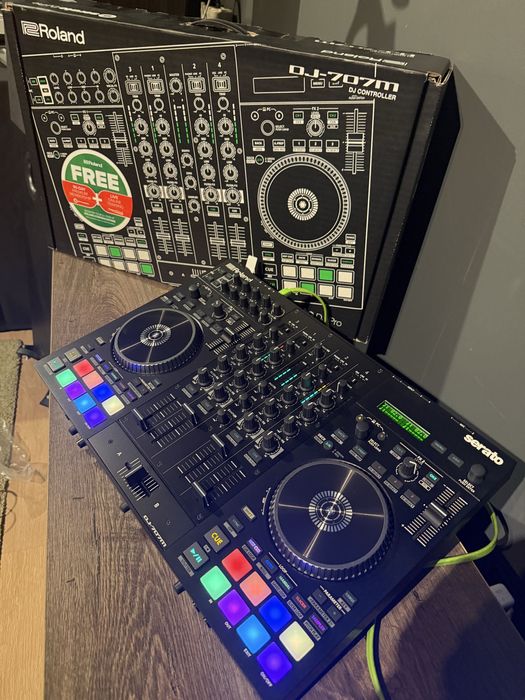 Roland DJ-707M, 2 lata gwarancji, cena do negocjacji.