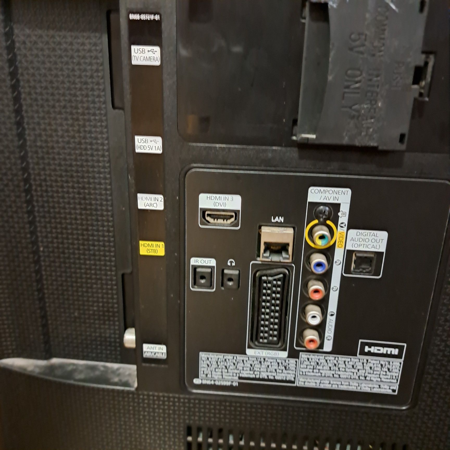Telewizor SAMSUNG UE40H5500AW.