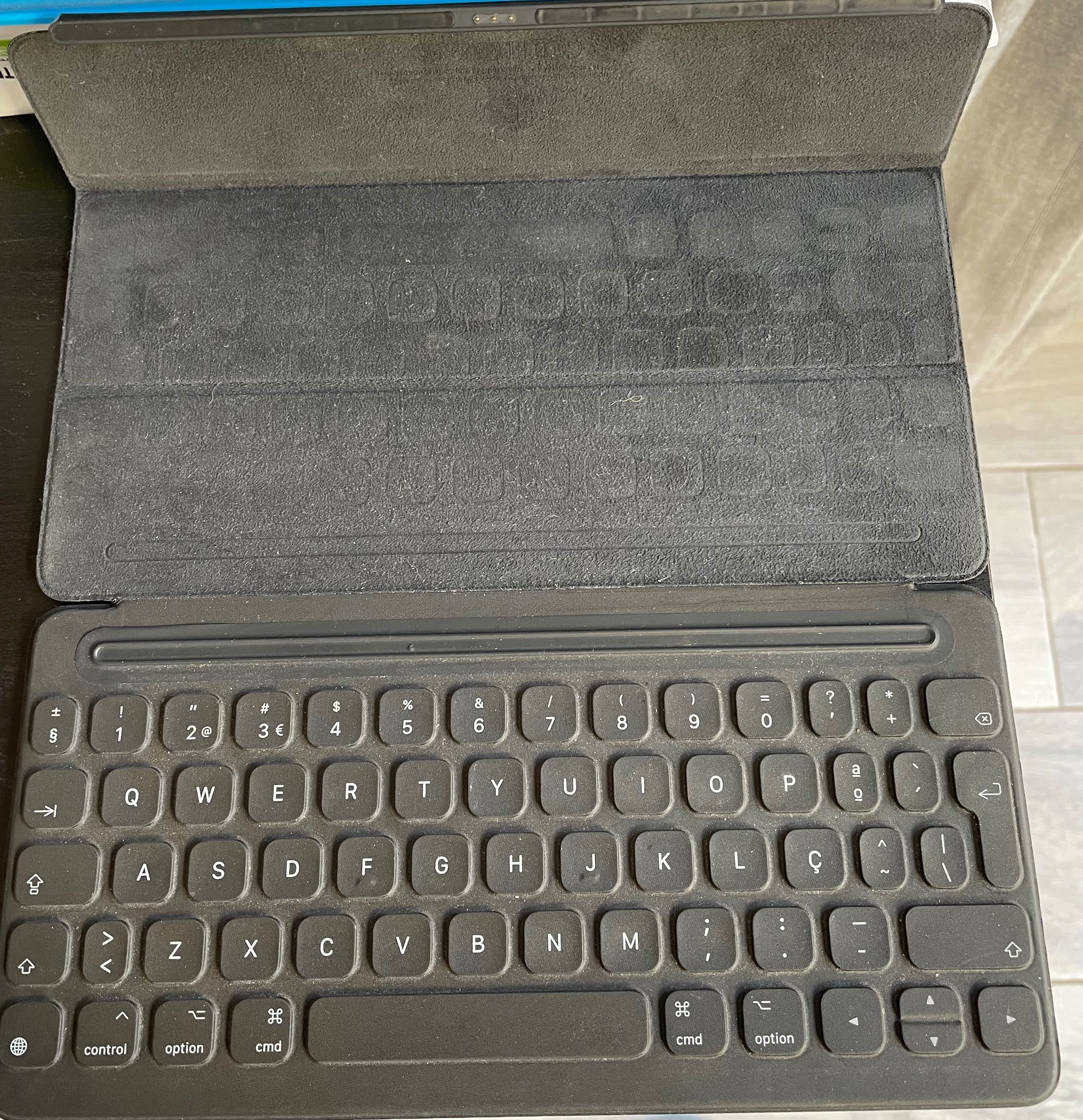 iPad Smart Keyboard original