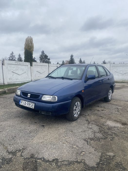 Продам Seat cordoba 1.4 бензин