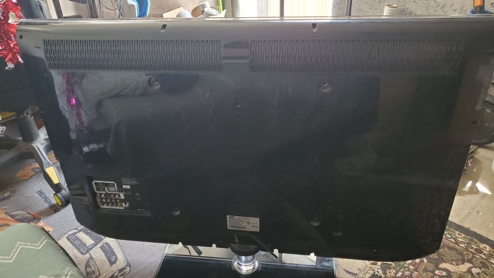 Телевізор samsung 50 дюймів, full HD.  Ln46b750u1f