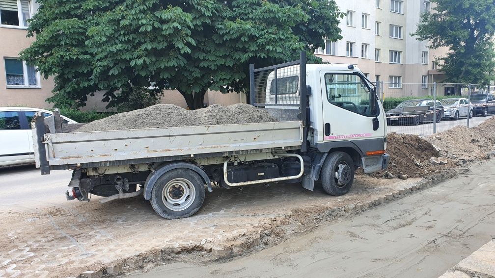Ziemia ogrodowa, piasek, kruszywo,  tłuczń, wywrotka czarnoziem Józefó