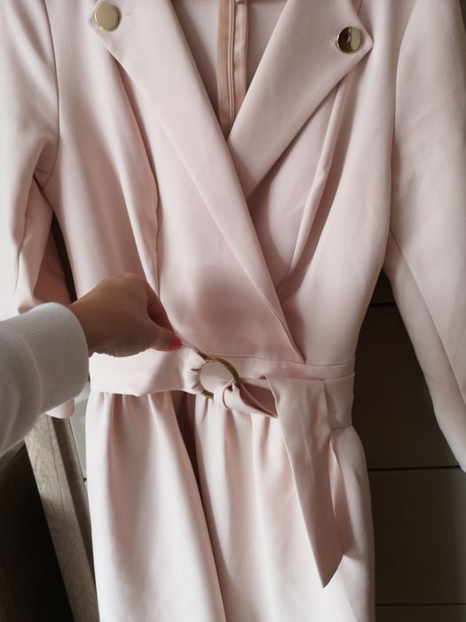 Sukienka beżowa r M