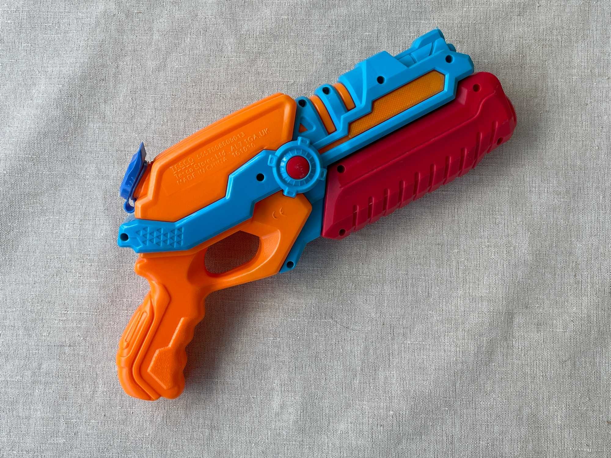 Pistolet na wodę