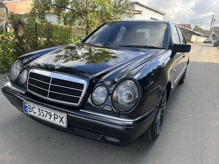 Мерседес єшка 2.8