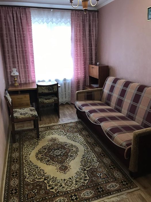 Сдаю уютную 3 к/к ул.Олега Ольжича,третий этаж