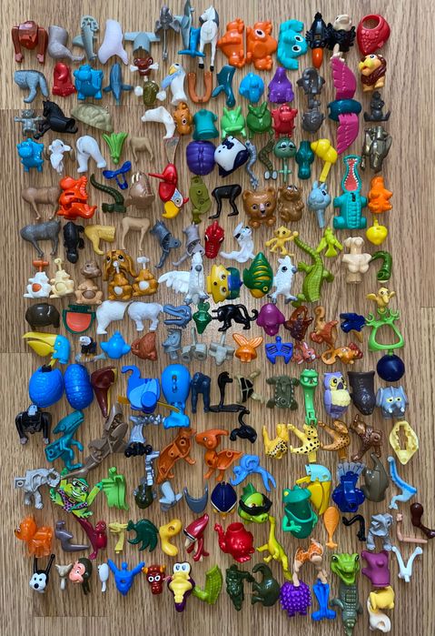 Киндер.Деталі.Частини.Кіндер.Kinder.Не комплект.