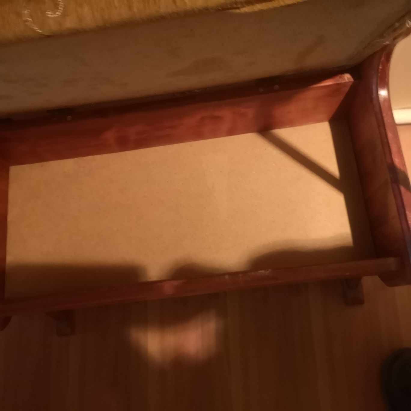 Siedzisko ze schowkiem   wysokość 91x71 x47