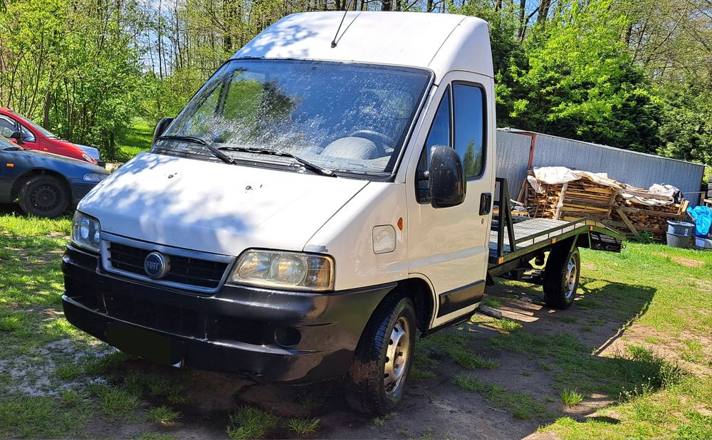 Fiat Ducato 2.3 Jtd autolaweta niski przebieg ..