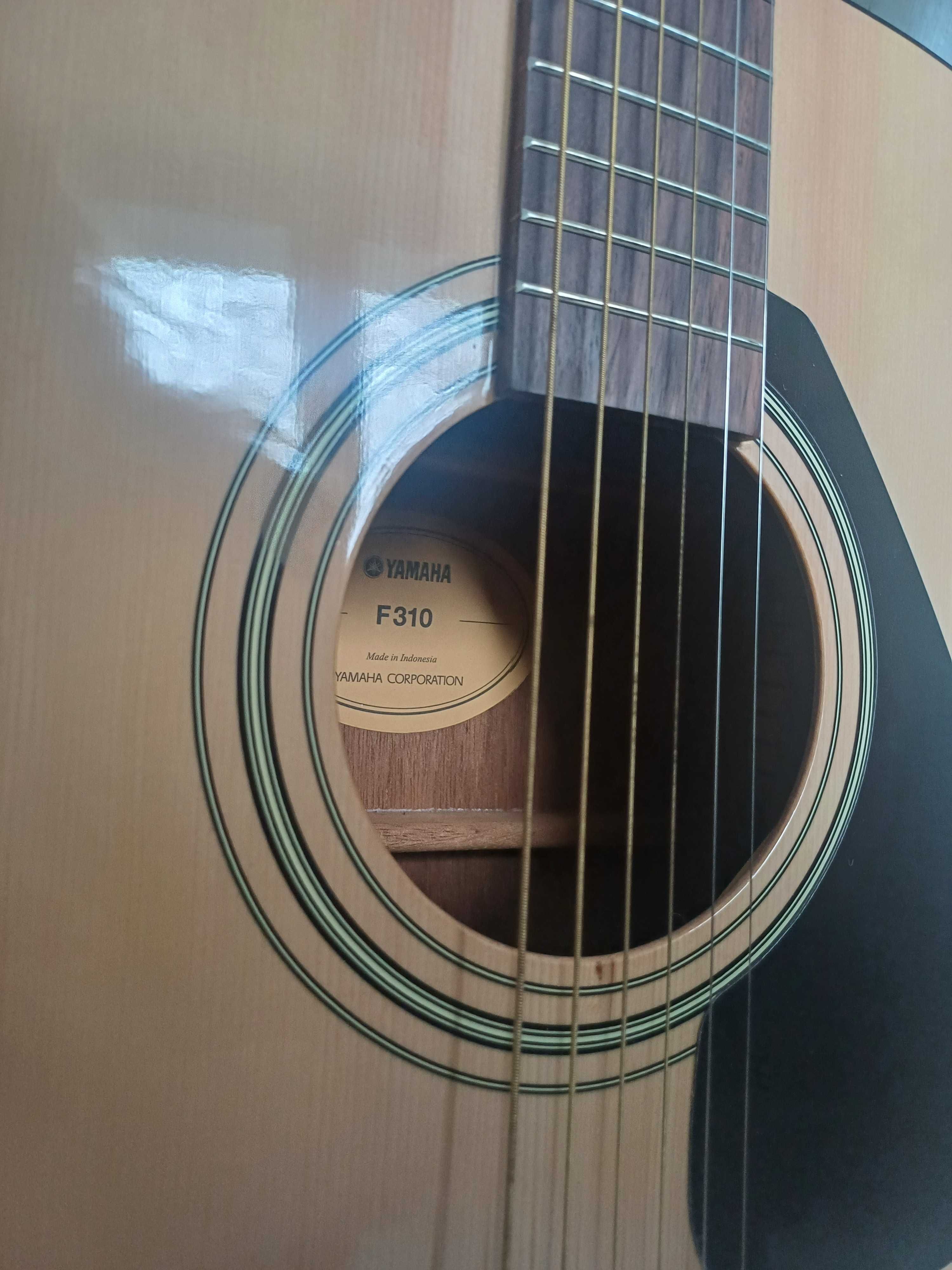 gitara yamaha F310