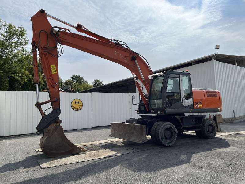 Escavadora Com Rodas HITACHI ZX210W-3