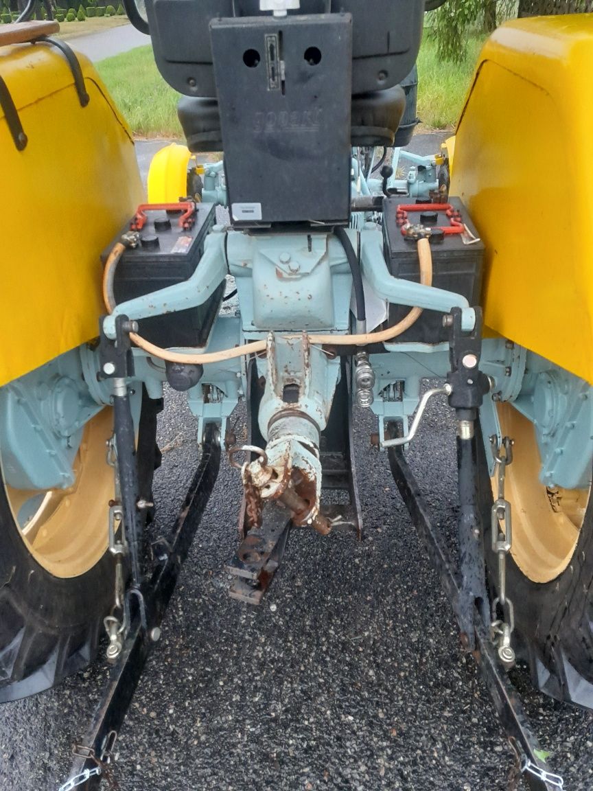 Ciagnik Ursus c 328 /330