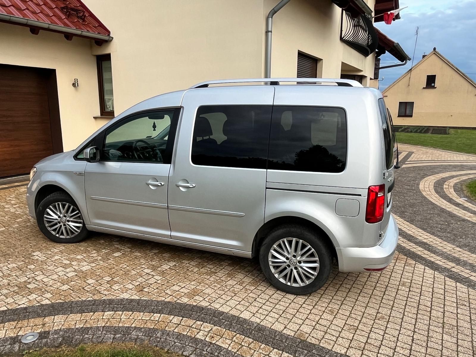 VW Caddy zadbany