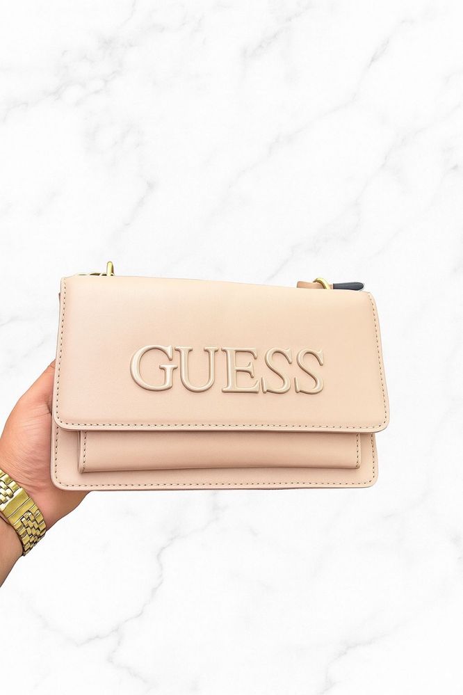 Mala Guess nova