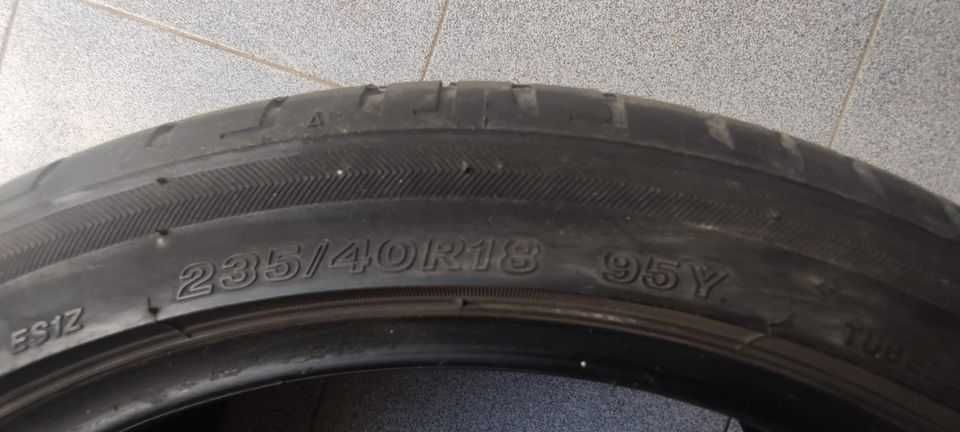 Pneus de carro (235740R18)