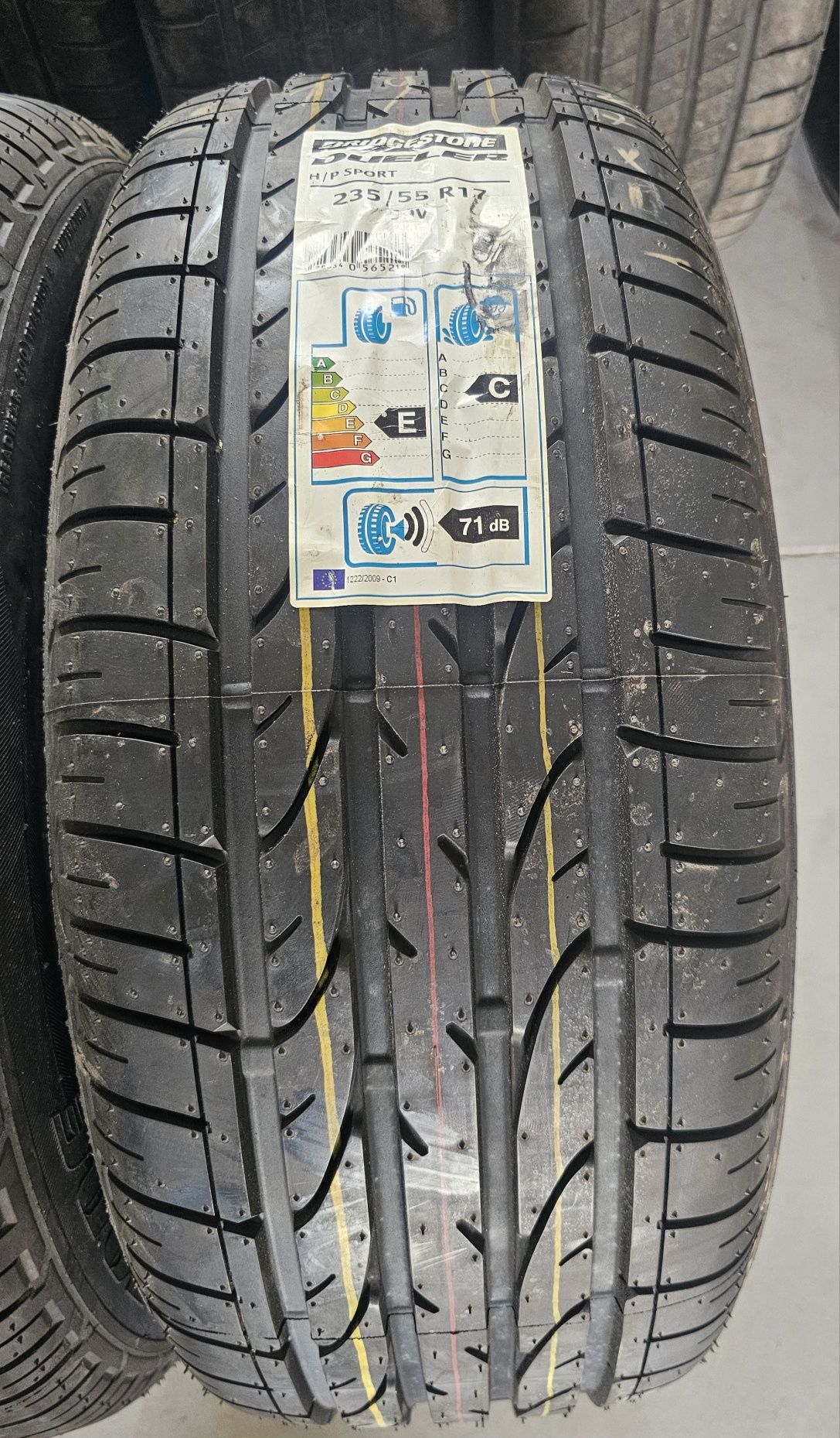 235/55R17 Bridgestone Dueler HP Sport Nowe Lato