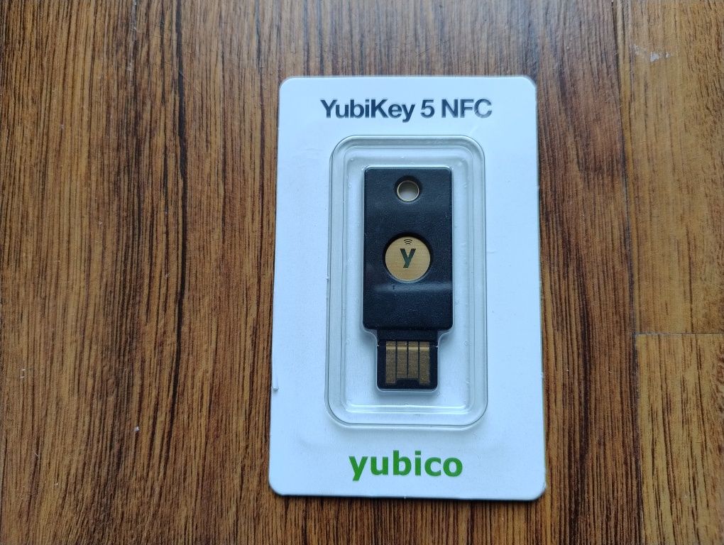 Klucz sprzętowy YUBICO Security YubiKey 5 NFC