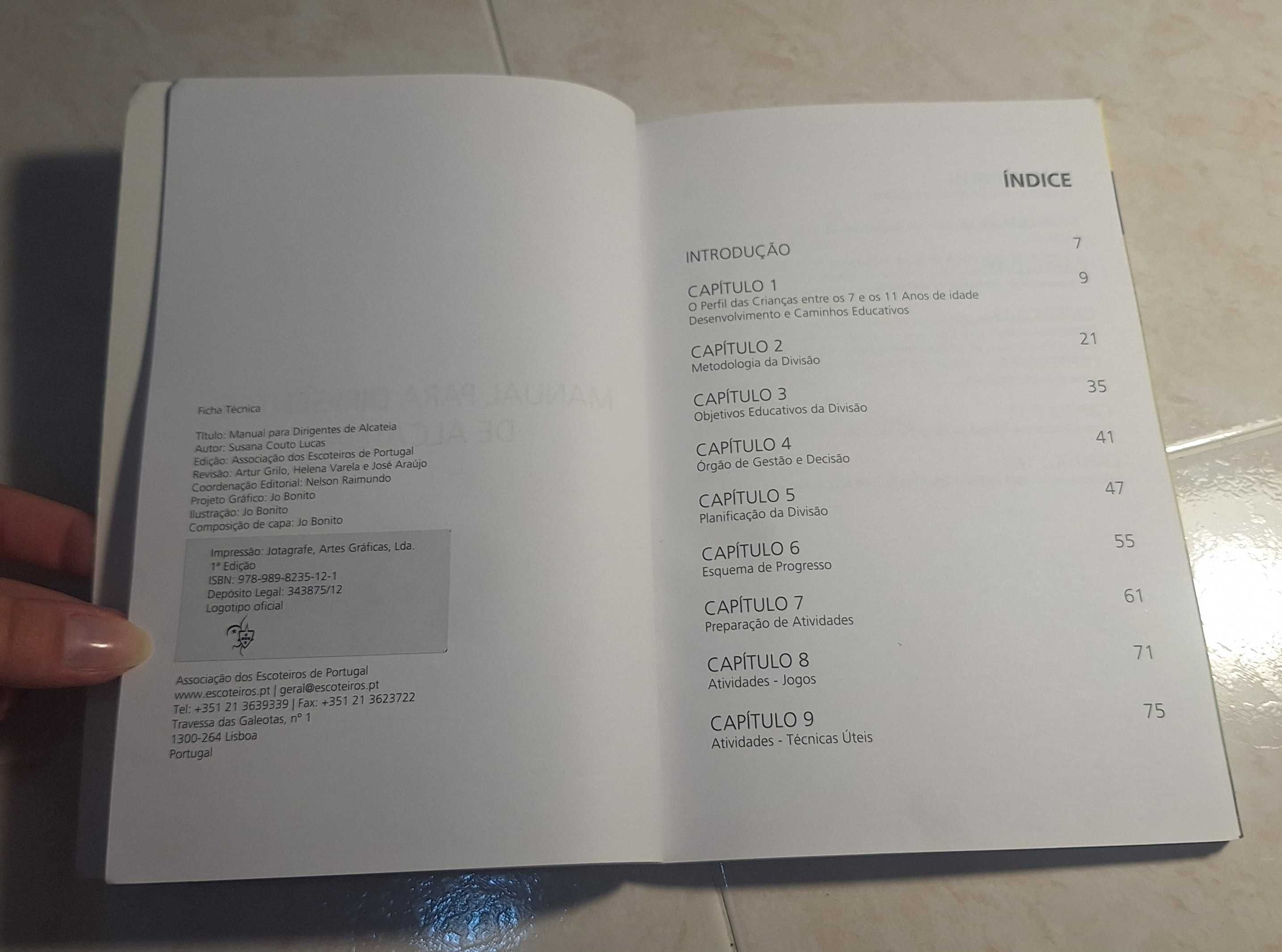 "Manual para dirigentes de Alcateia"