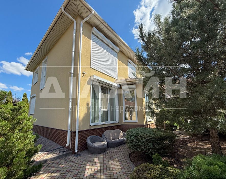 Vip будинок 4 спальні , 2 с/у на Правому березі