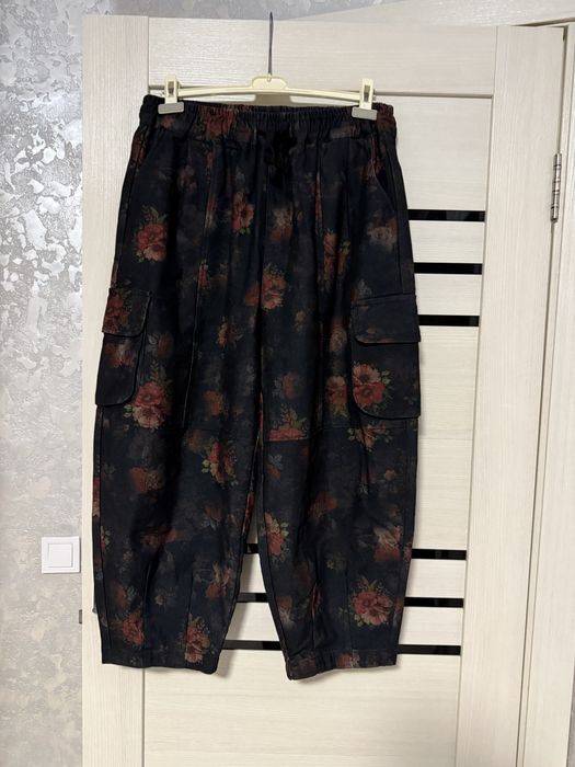 Джинсы  в отличном состоянии на 50-56 раз по 1000 гр за каждые