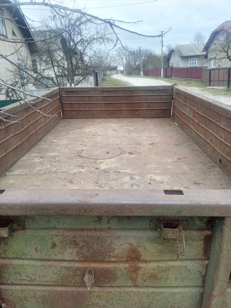 Продам прицеп зіловський