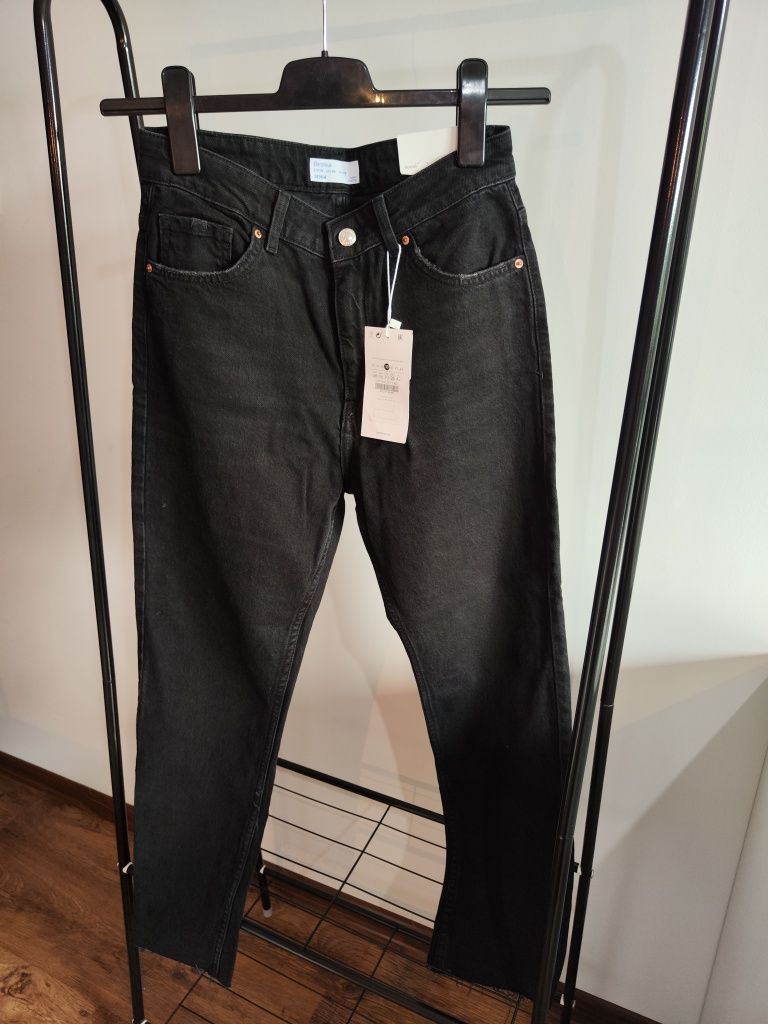 Bershka Black jeans denim slim join life czarne dżinsy czarne asos den