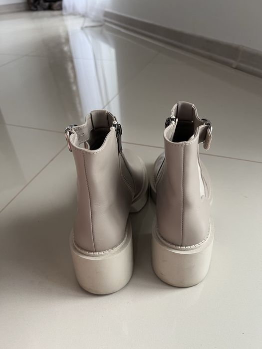 Ботильйони 37 розмір