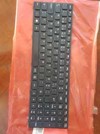 Teclado Lenovo Ideapad 300-15, 300-17 e 305-15 para peças