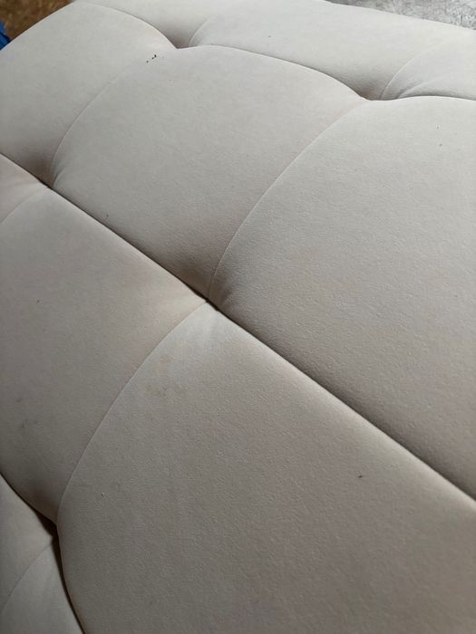 Szezląg - sofa bezowa nowa