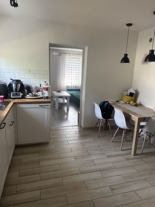 Połowa domu 90 m² z dużym podwórkiem