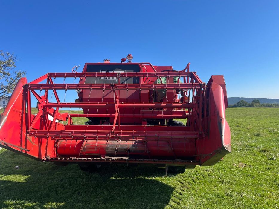 Sprzedam Kombajn Massey Ferguson MF 240 z sieczkarnią