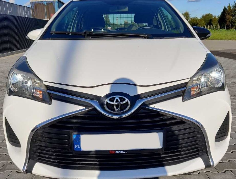 Toyota Yaris 2015 VAN XP13N(A) D4D 66kW biały salon Polska