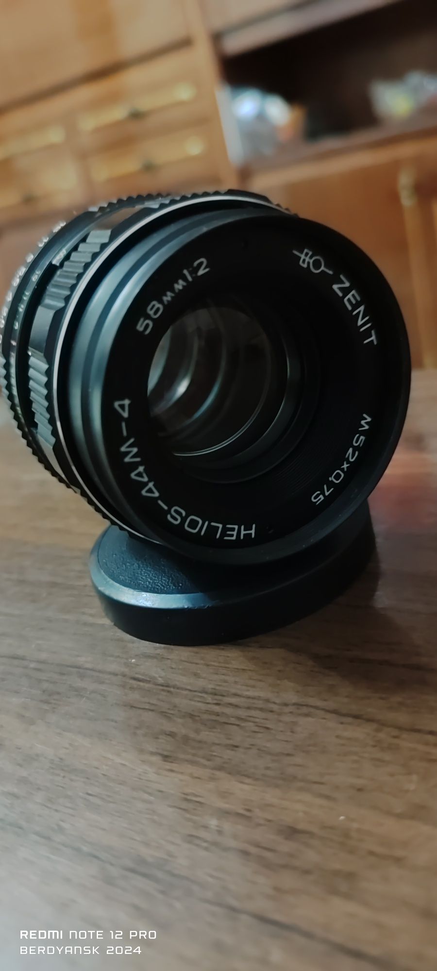 Объектив Helios 44M-4