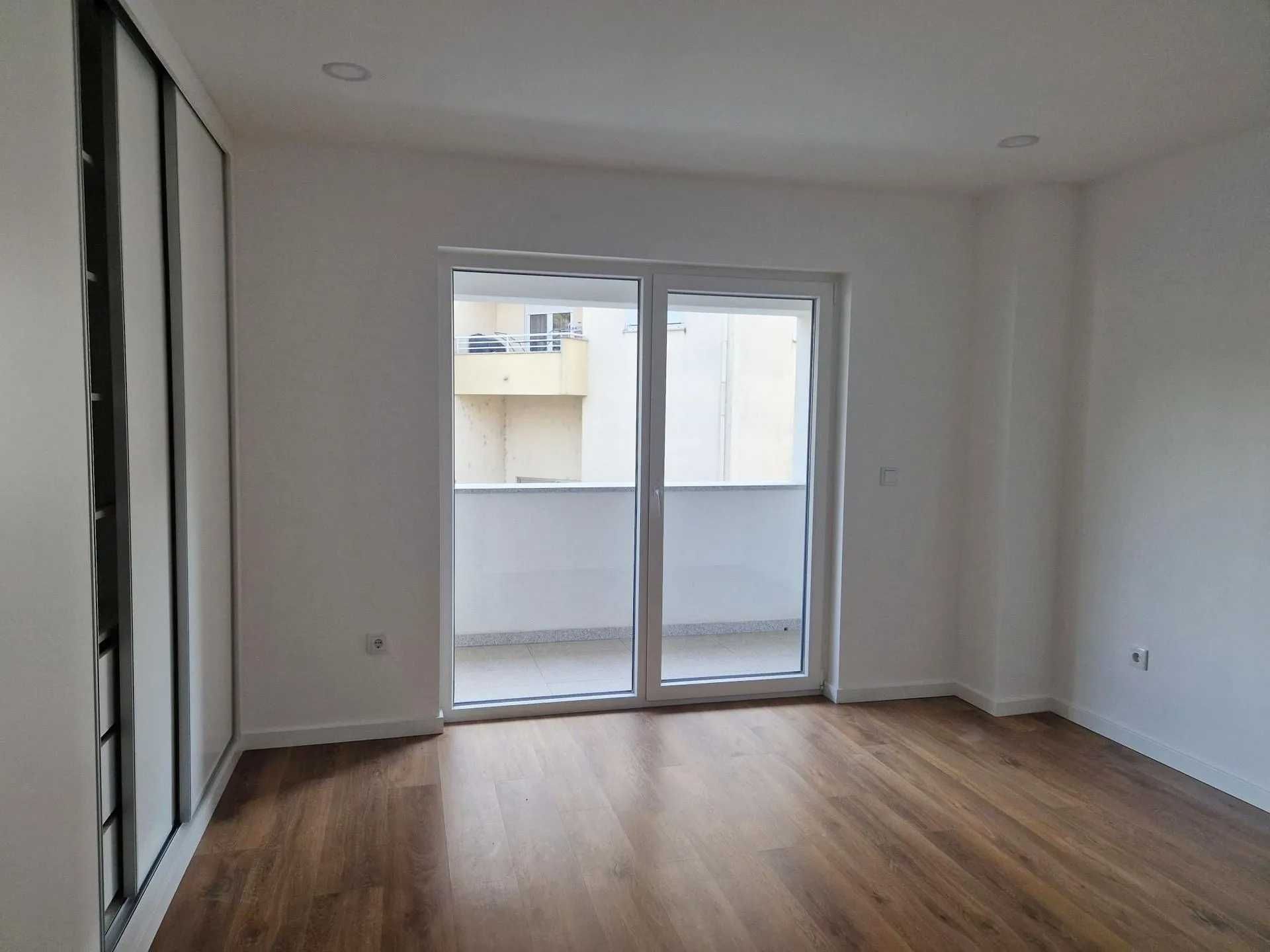 Aluga-se Apartamento T2- LAMEGO