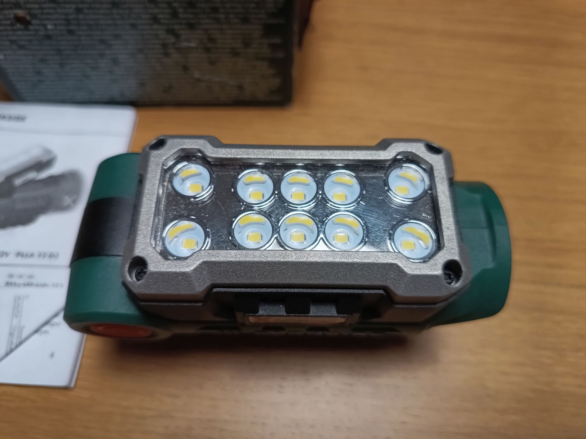 Nowa latarka Parkside PLLA 12 D3 LED