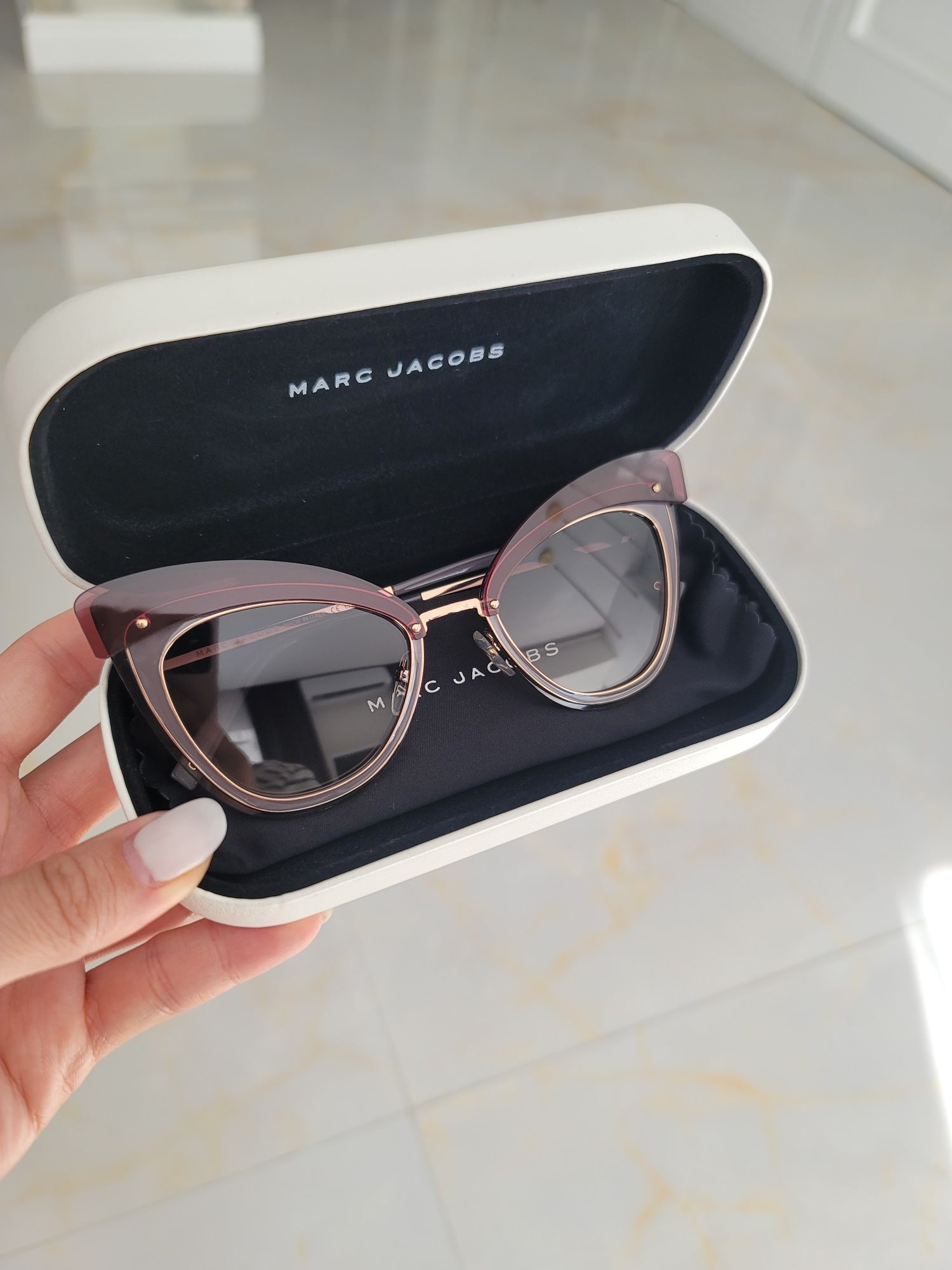 Окуляри сонцезахисні Marc Jacobs