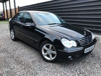 Кришка багажника седан Mercedes W203  Крышка універсал купе ляда