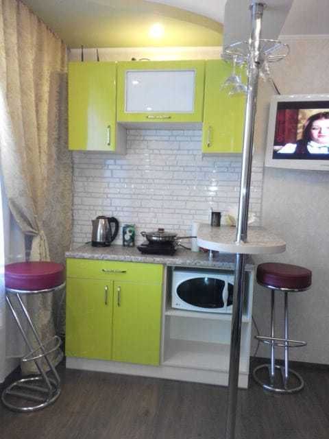 Продам смарт-квартиру Центр 7/9 кап.рем. 13500у.е.