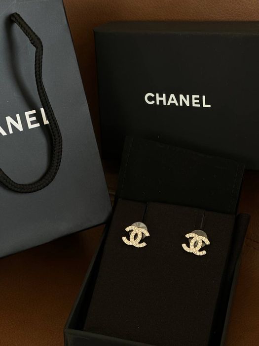 Chanel серіжки нові в золоті