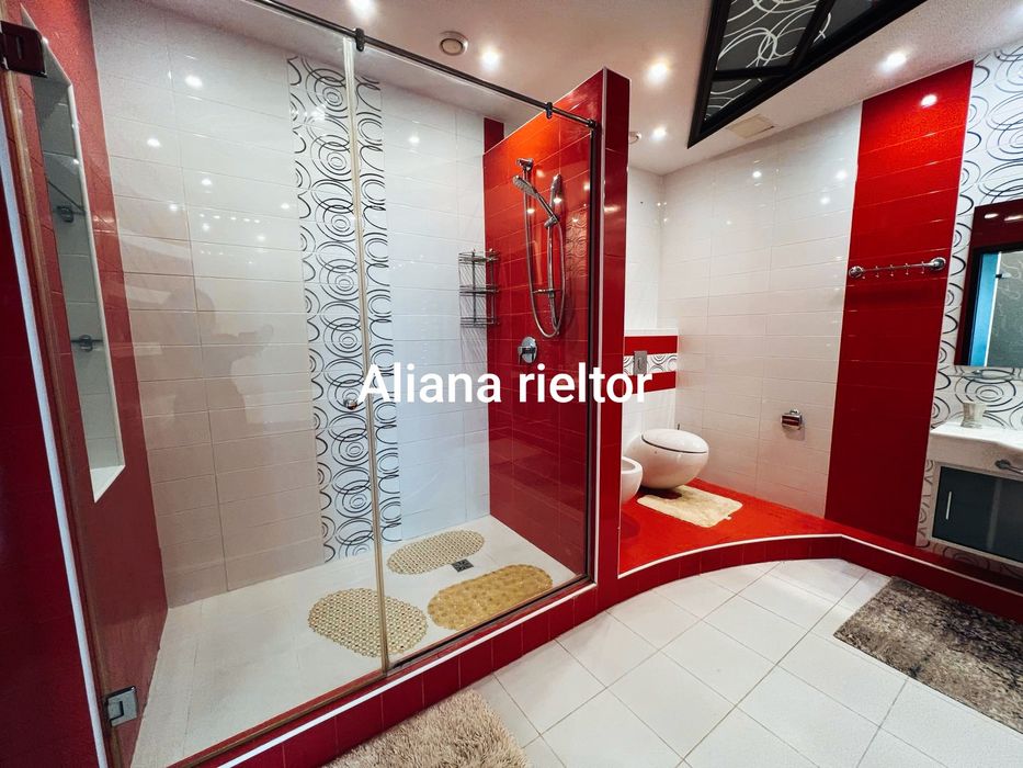 Аренда с террасой  Белый парус  паркинг видов