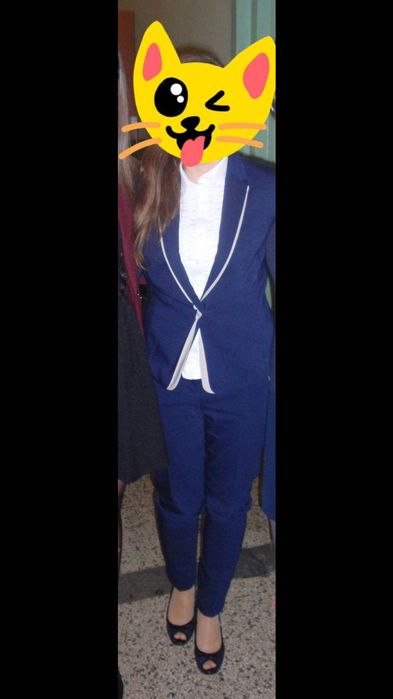 Granatowy damski garnitur ORSAY