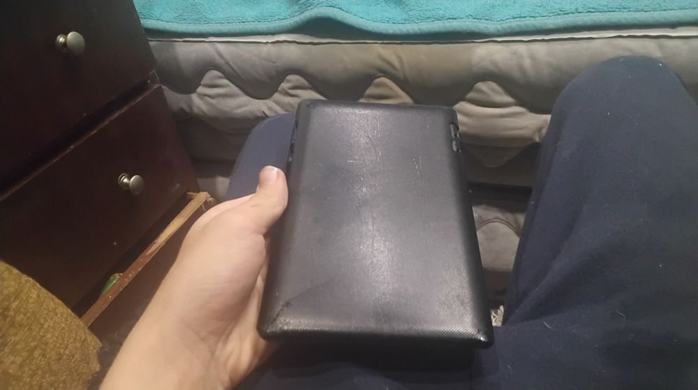 Планшет Lenovo полностью сонный не принадлежит восстановлению