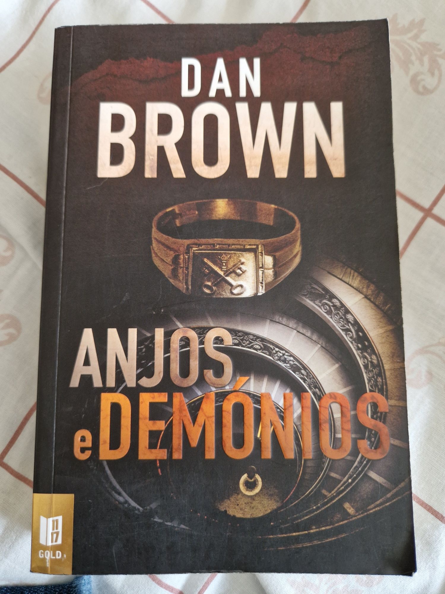 Vendo livros de Dan Brown